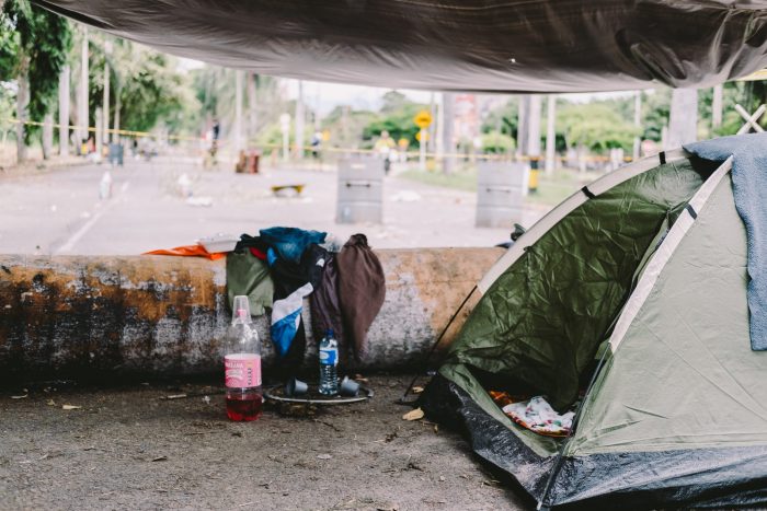 Campamento en bloqueo del sector conocido como "La Ye". | Crédito: Juan Arias/Mutante.