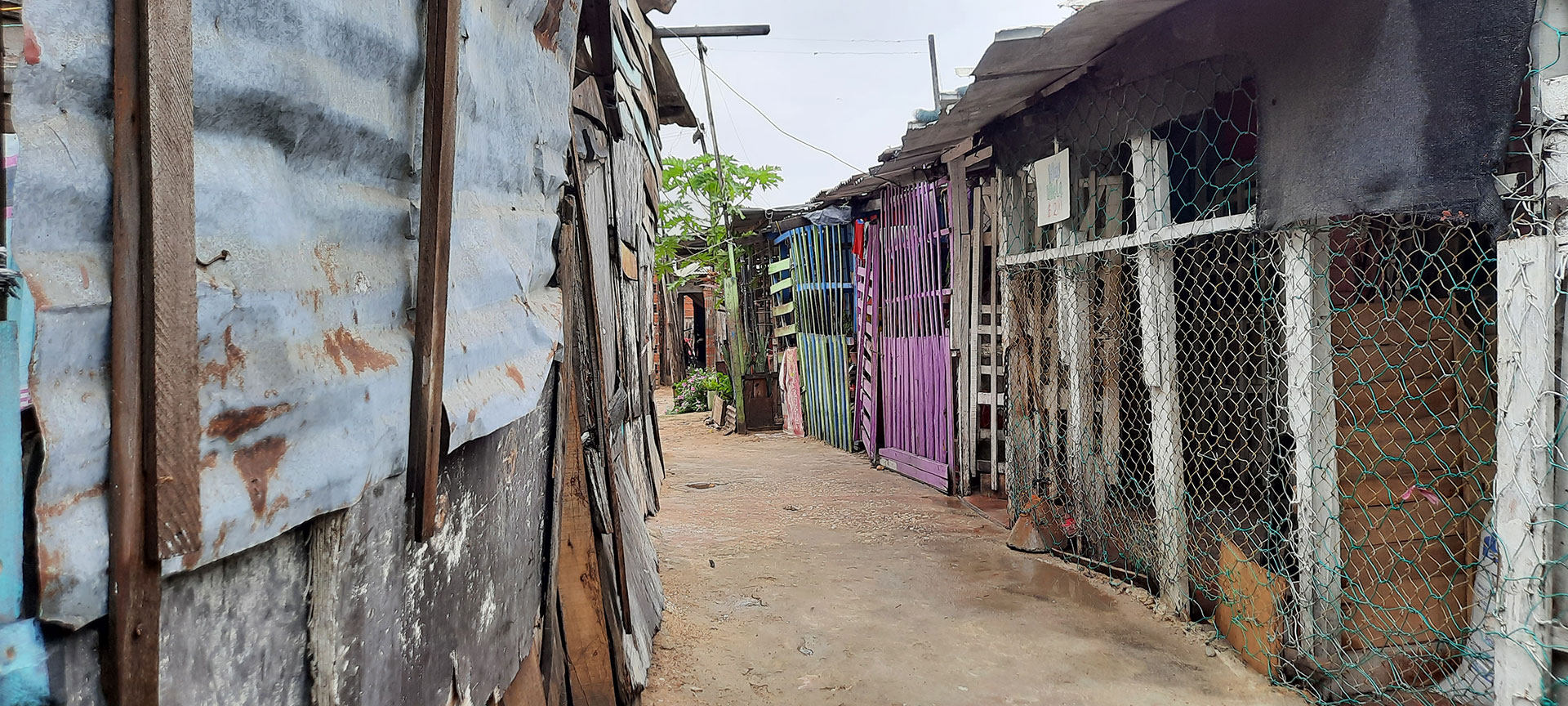 Una calle del barrio Rebolo, en Barranquilla, una de las zonas más afectadas por la violencia que genera el microtráfico. Foto: La Liga Contra el Silencio.