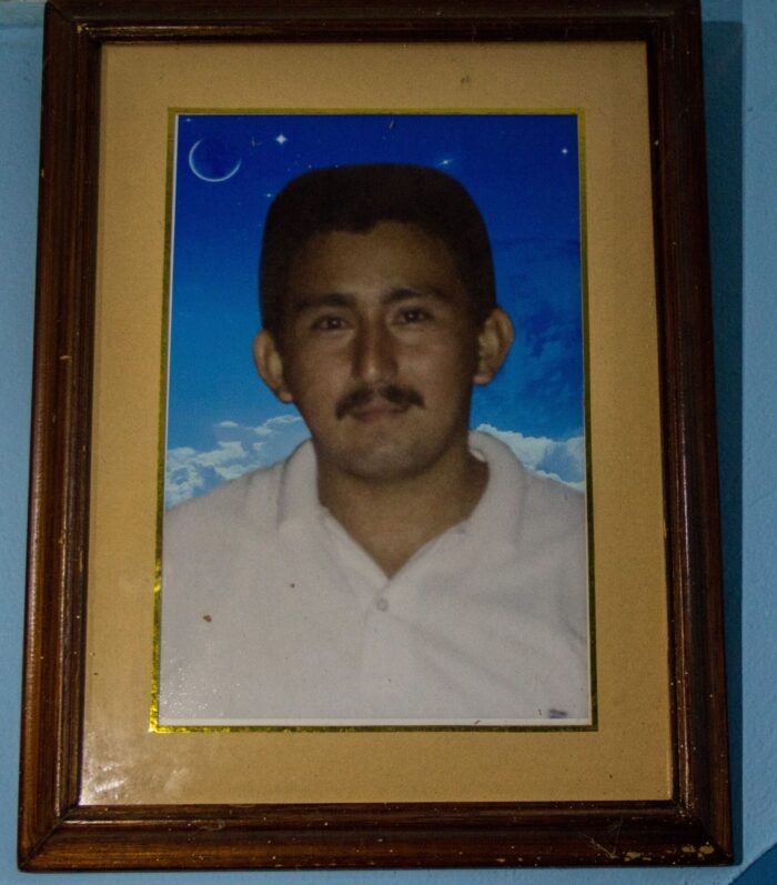 Eiver Isidro Mendoza, asesinado por miembros de la Brigada XVI en Aguazul y presentado como ‘baja en combate’. Foto: Juan Carlos Contreras Medina.