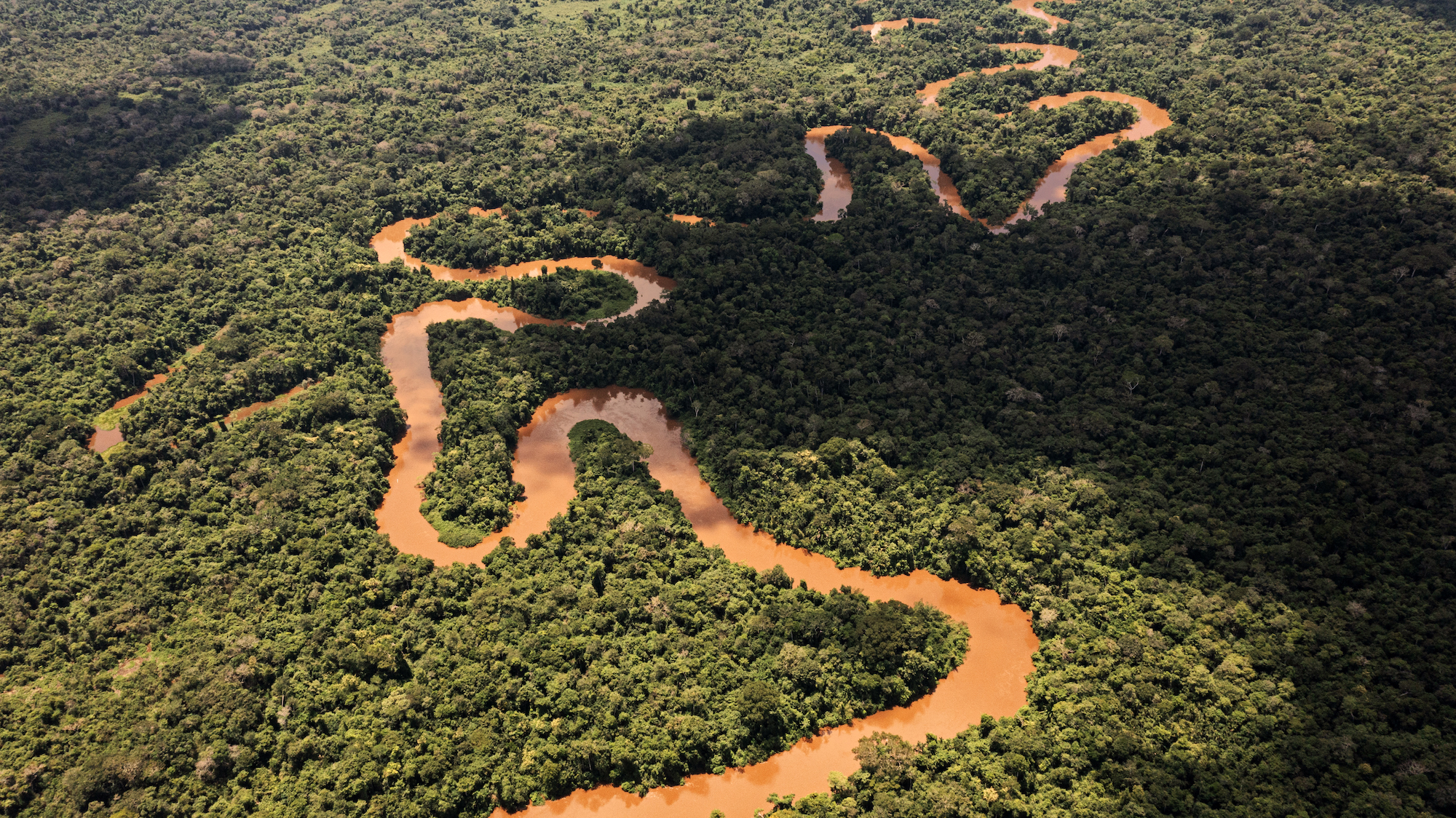 Amazon Bolivia petas de río contrabando río Manuripi