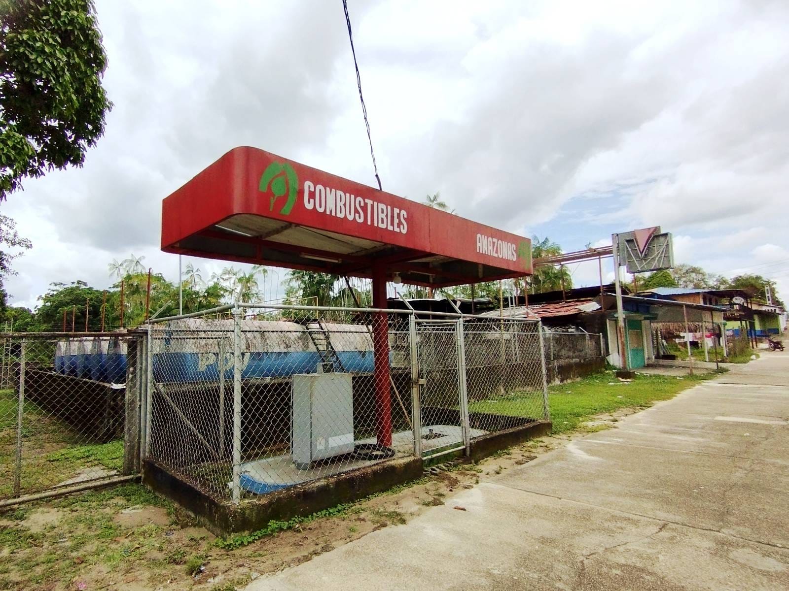 Gasolinera San Carlos Venezuela río Negro Amazon