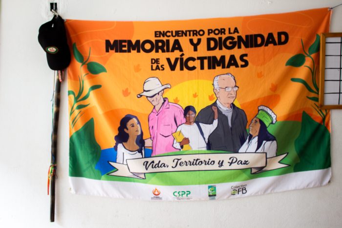 Pancarta de organizaciones de víctimas en Casanare_Foto Juan Carlos Contreras 2025
