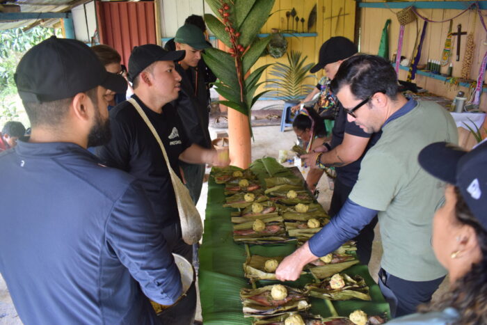 Foto 14_ Almuerzo conjunto. Foto Jinneth Paola Silva