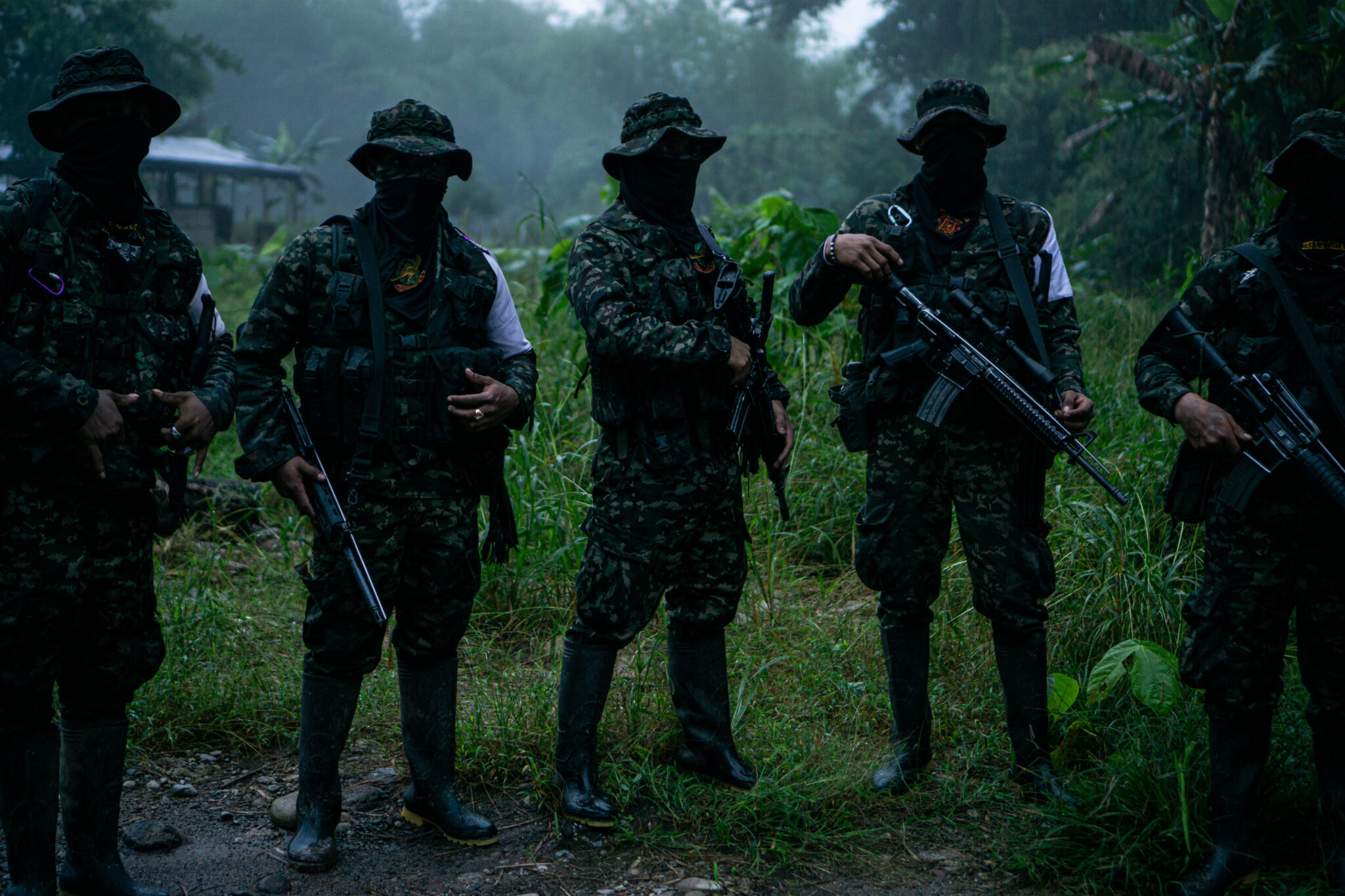 Integrantes Comandos de la Frontera en Putumayo Colombia_Crédito Bram Ebus